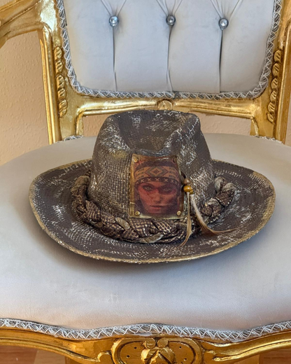 Sombrero Indira Gandhi