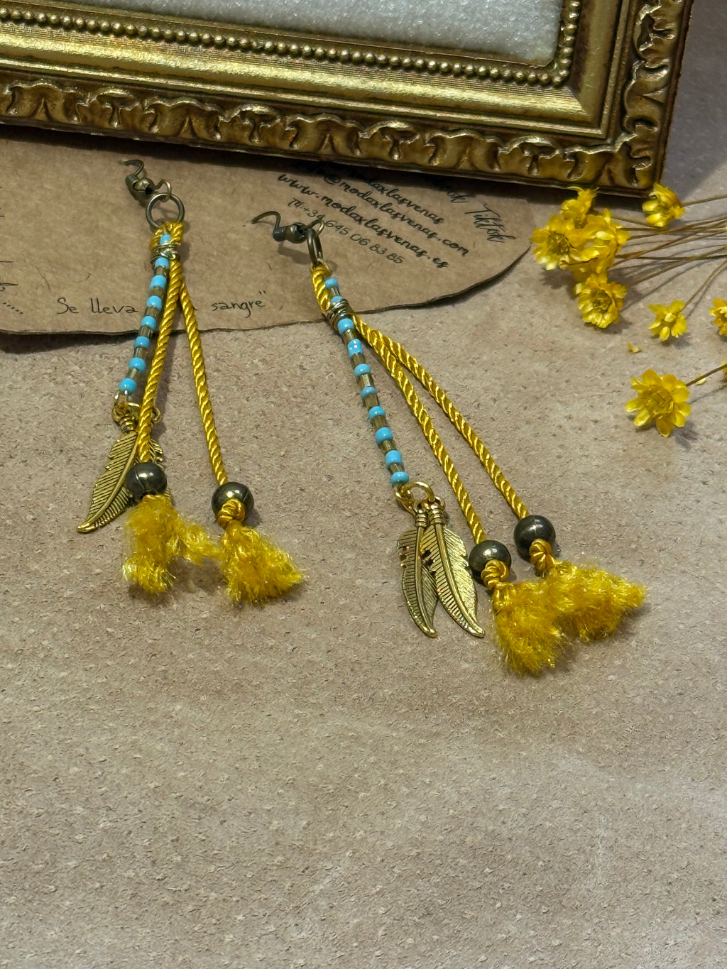 Pendientes Raíz India